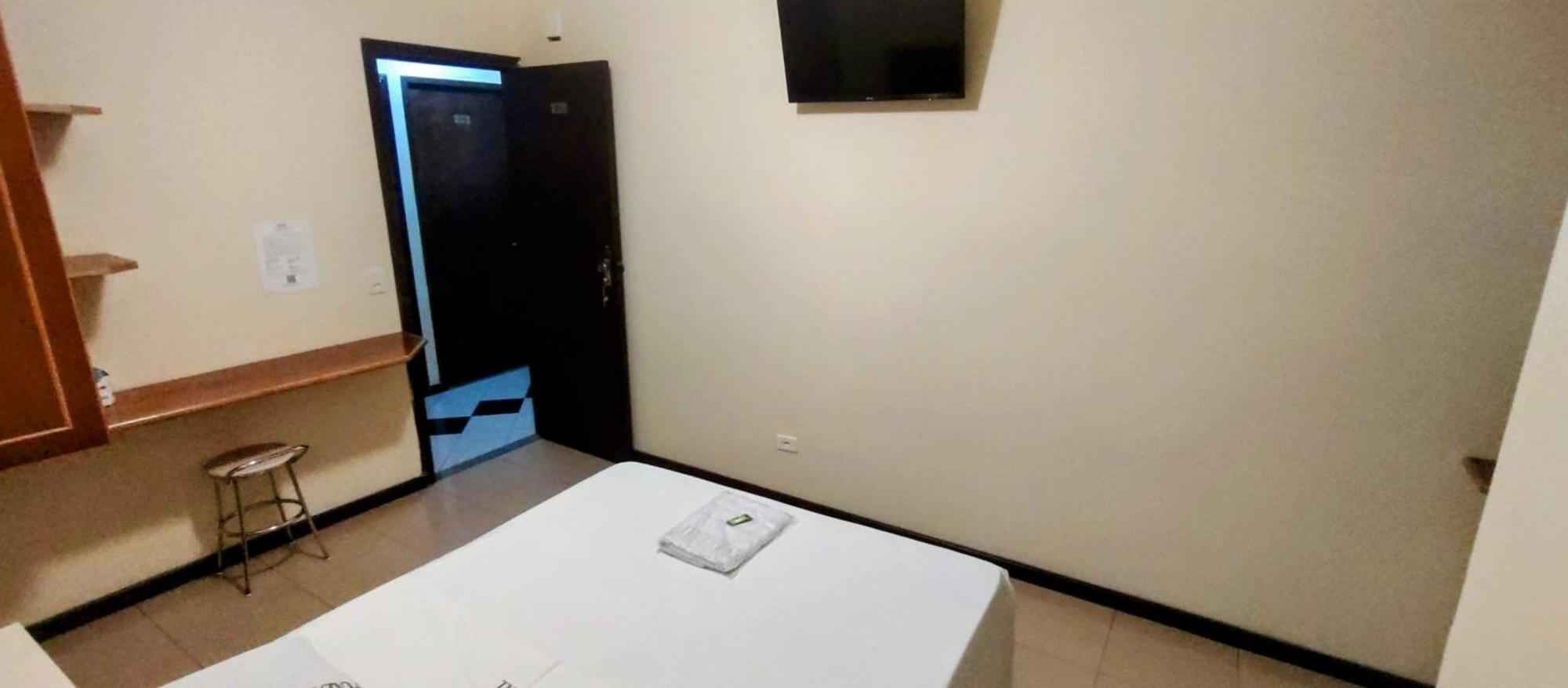 Aero Plaza Hotel — Photos 2